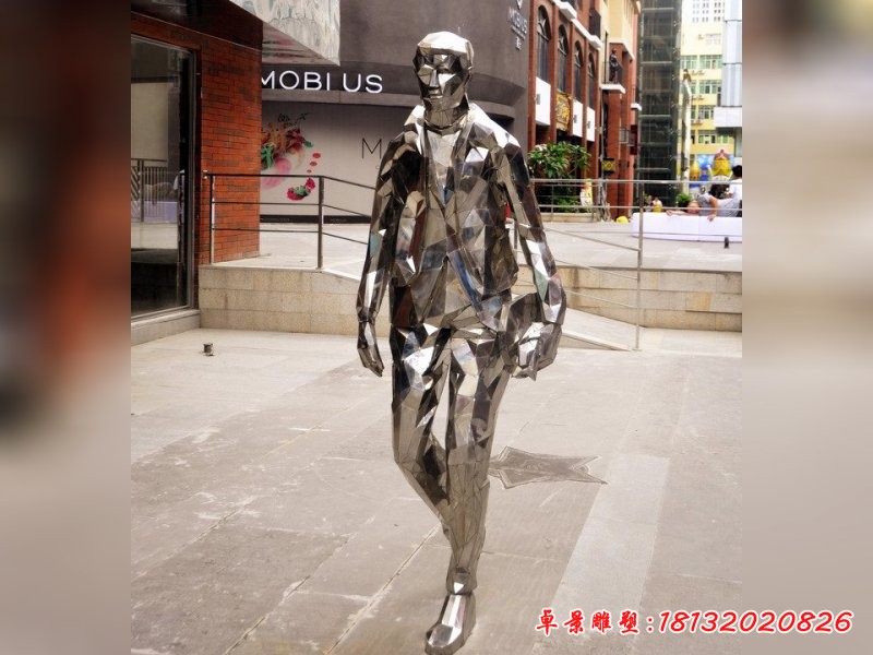 不锈钢人物雕塑，步行街人物雕塑