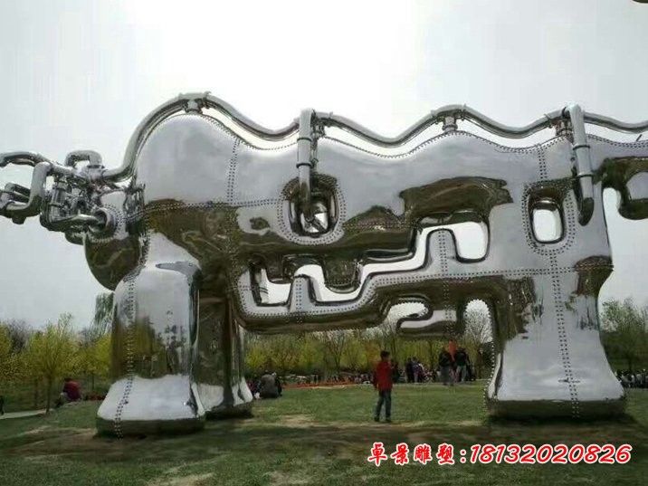 不锈钢大型抽象牛雕塑