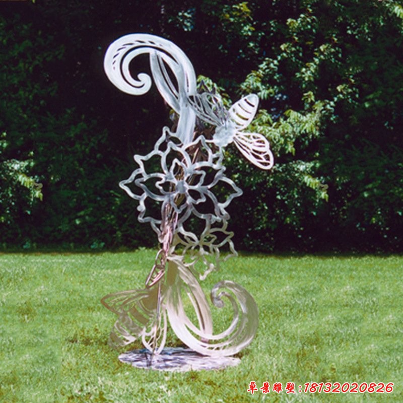 不锈钢镂空花朵蝴蝶雕塑