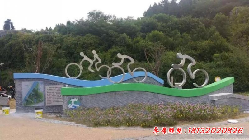 景区不锈钢骑自行人物雕塑