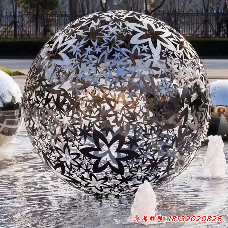 不锈钢广场镂空球雕塑