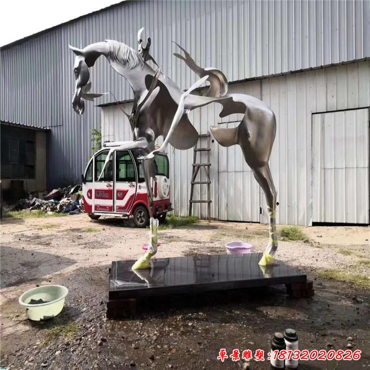 不锈钢镂空马雕塑 (2)