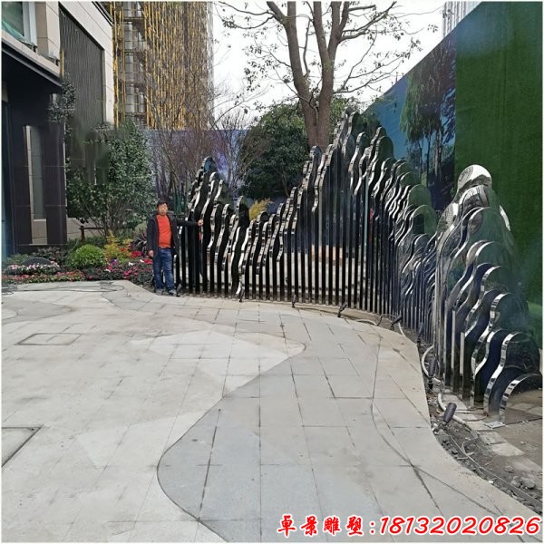 不锈钢抽象几何假山雕塑 (1)