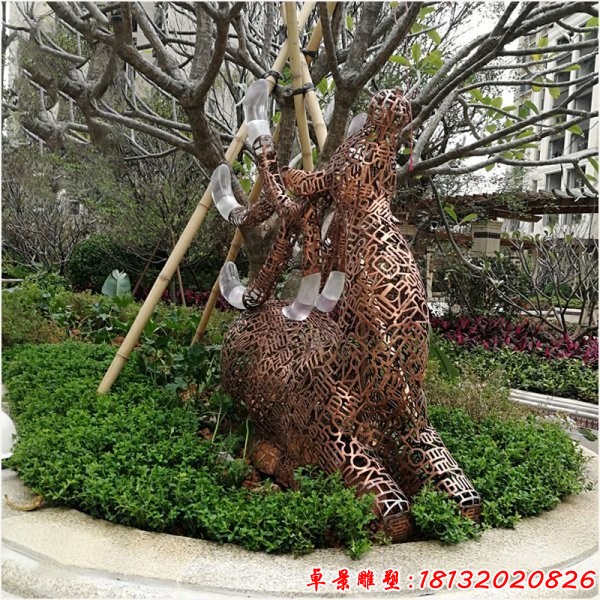 不锈钢镂空发光鹿雕塑 (2)