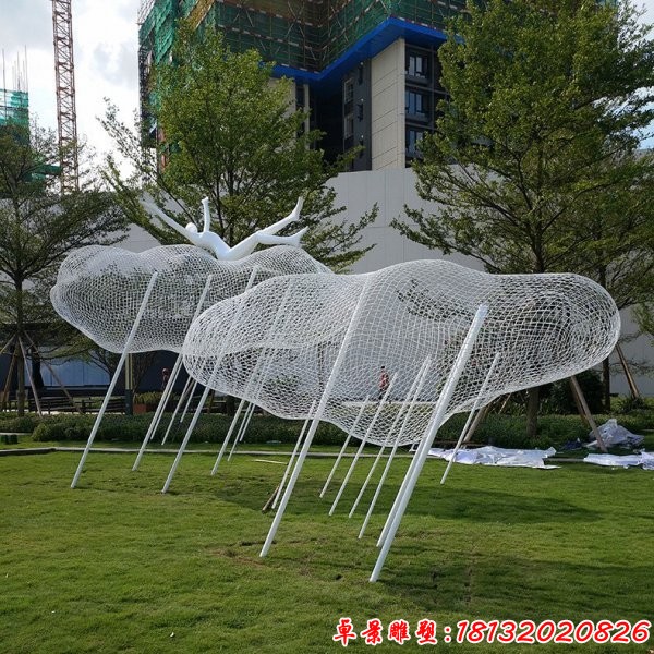 不锈钢镂空云朵雕塑 (1)