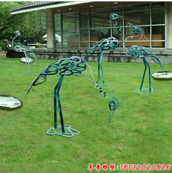 草坪不锈钢镂空仙鹤雕塑 (2)