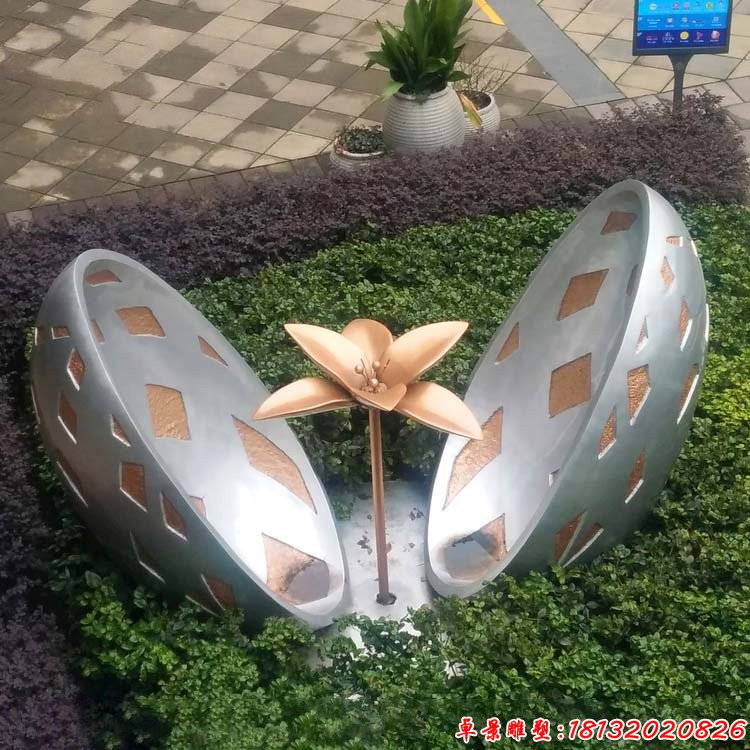 不锈钢鸡蛋造型雕塑