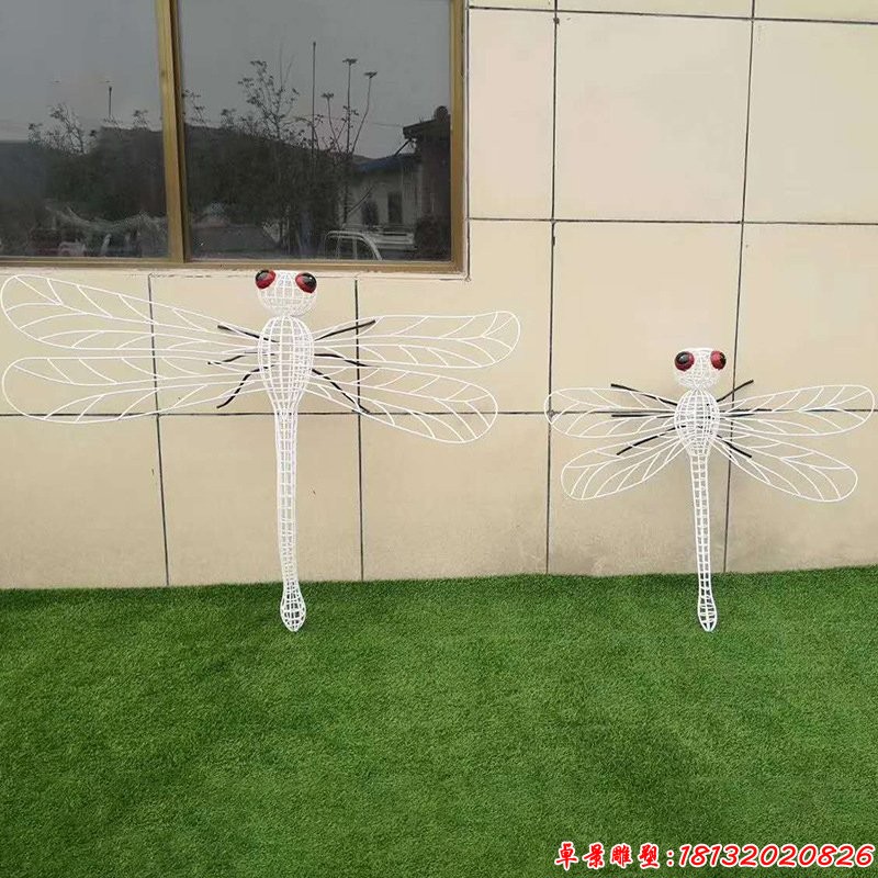草坪不锈钢镂空蜻蜓雕塑 (1)