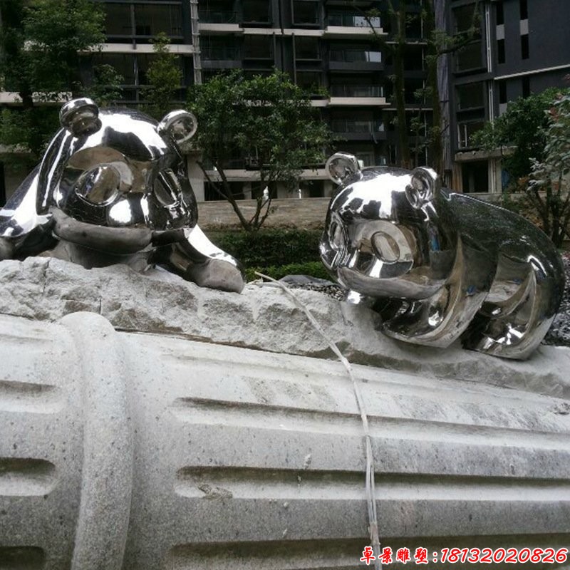 镜面不锈钢熊猫雕塑 (4)