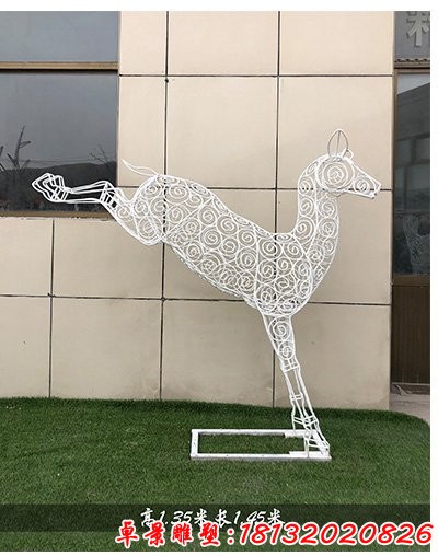 不锈钢跳跃镂空小鹿雕塑