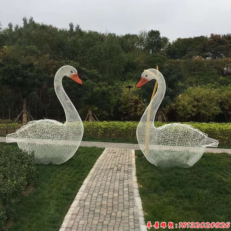 园林不锈钢镂空天鹅雕塑 (2)