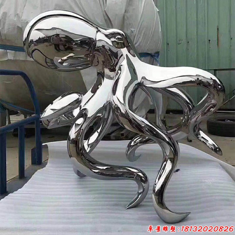 不锈钢镜面章鱼雕塑 (2)