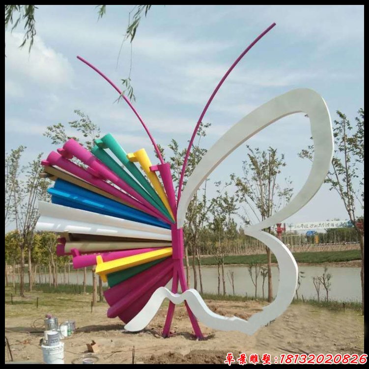 不锈钢喷漆抽象彩色蝴蝶雕塑