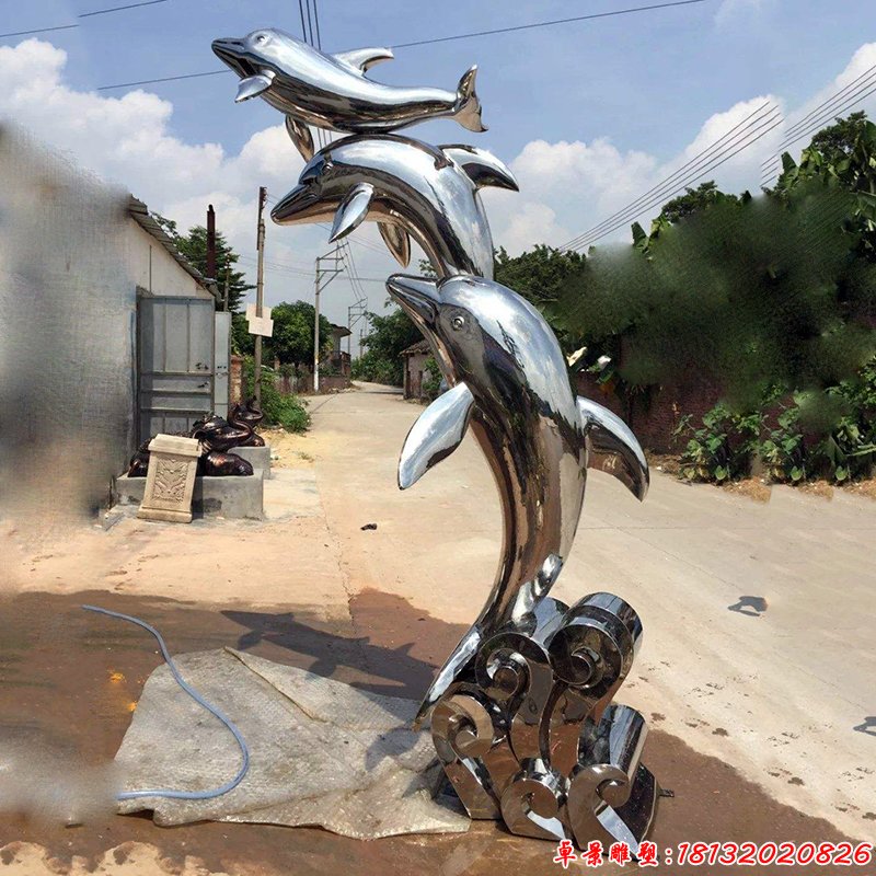 不锈钢跳跃海豚海浪雕塑