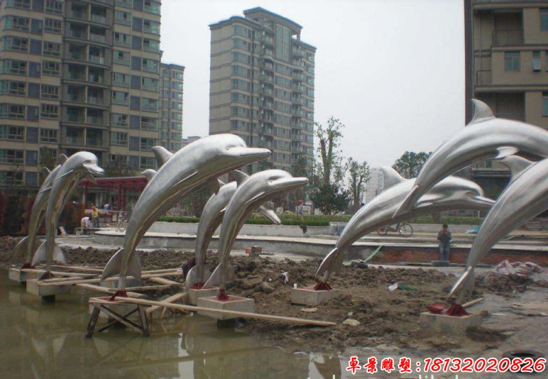 不锈钢条鱼的海豚,小区动物雕塑