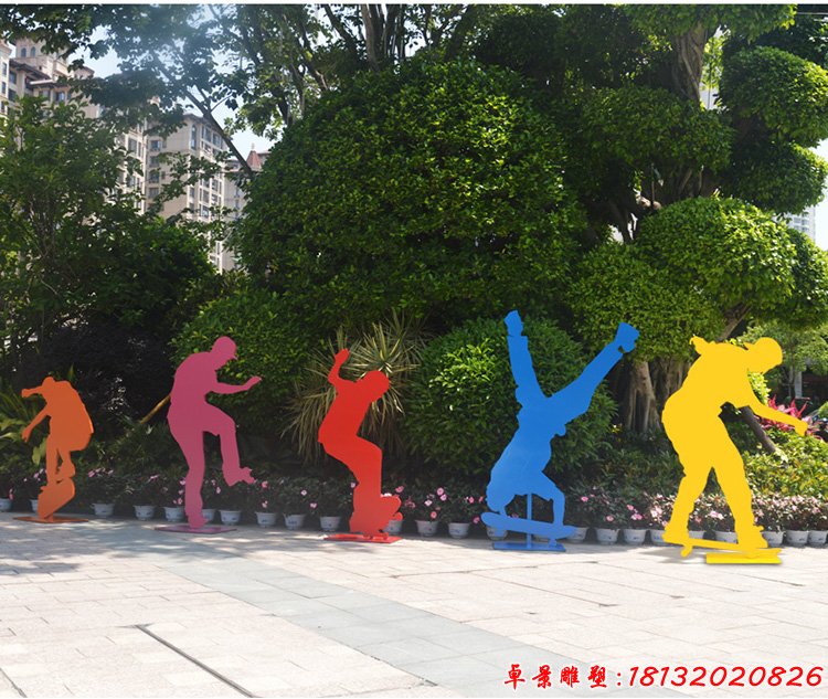 玩滑板的剪影人物雕塑彩色不锈钢抽象人物摆件 (3)