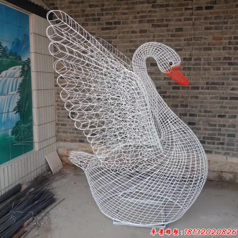 不锈钢镂空天鹅雕塑 (2)