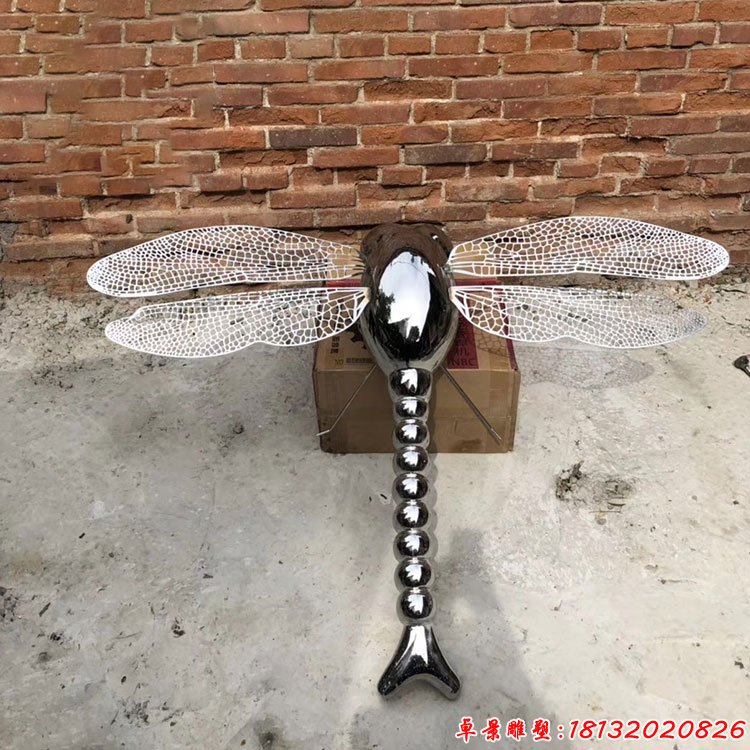 不锈钢蜻蜓摆件雕塑
