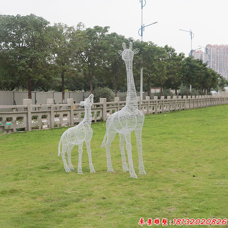镂空长颈鹿雕塑 (8)