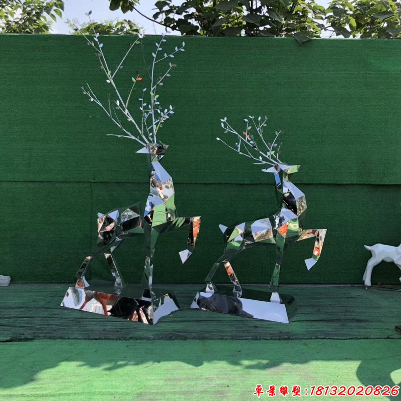 公园不锈钢镜面几何鹿造型雕塑