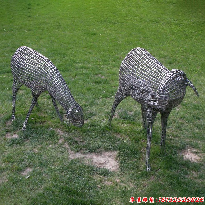 公园不锈钢镂空羊雕塑