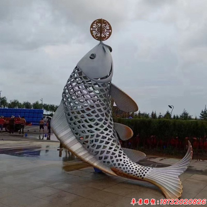 公园不锈钢镂空鱼造型雕塑