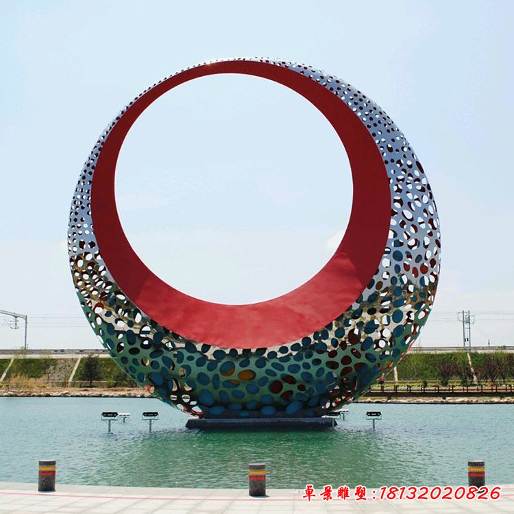不锈钢水景镂空圆环雕塑