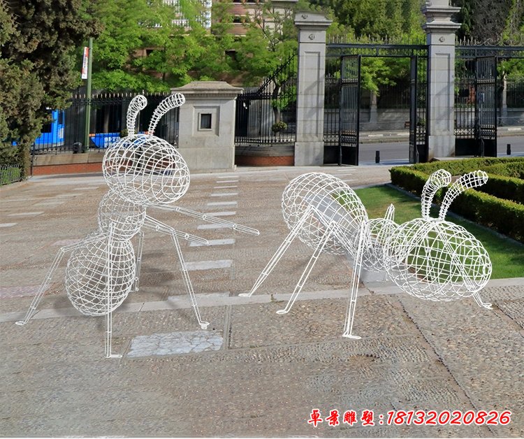 不锈钢镂空蚂蚁雕塑 (5)