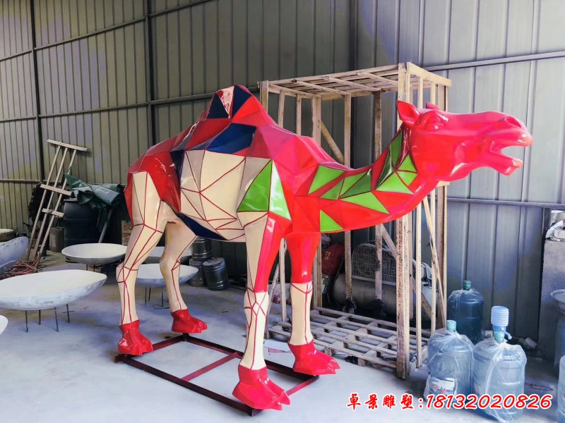 不锈钢彩绘骆驼动物景观雕塑