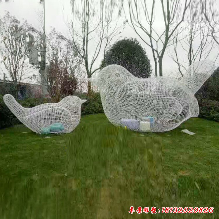 草坪不锈钢镂空鸟雕塑 (2)