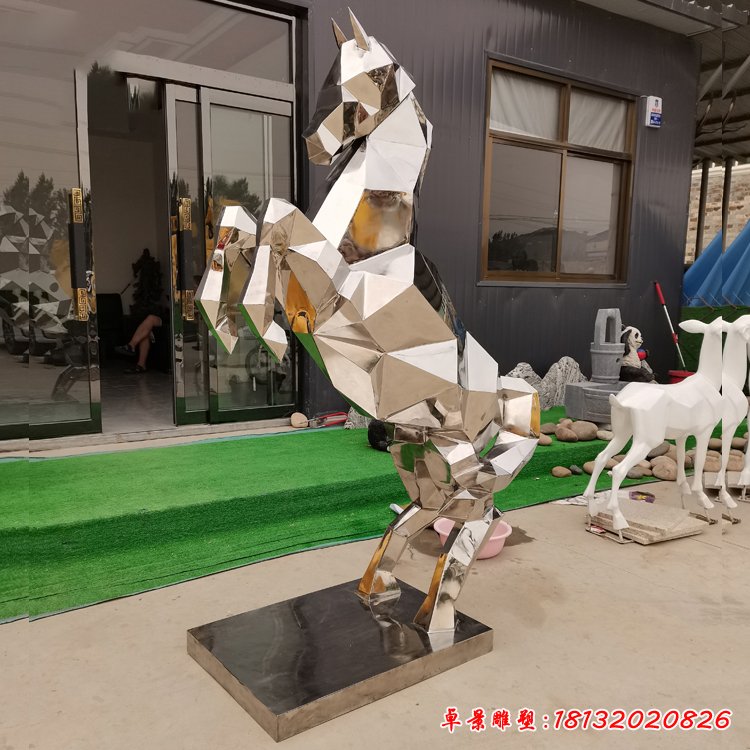 不锈钢几何抽象马雕塑 (3)