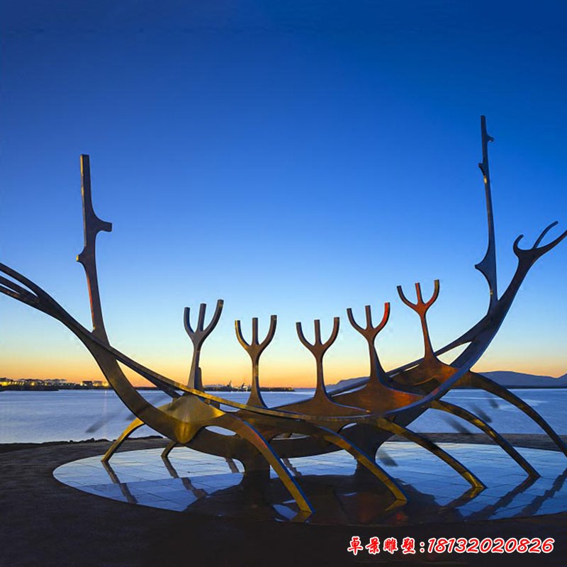 不锈钢抽象线条景观雕塑