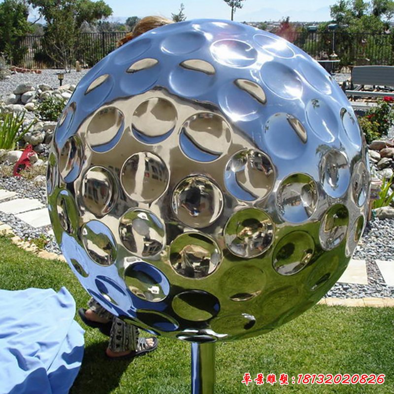 不锈钢高尔夫球雕塑 (2)