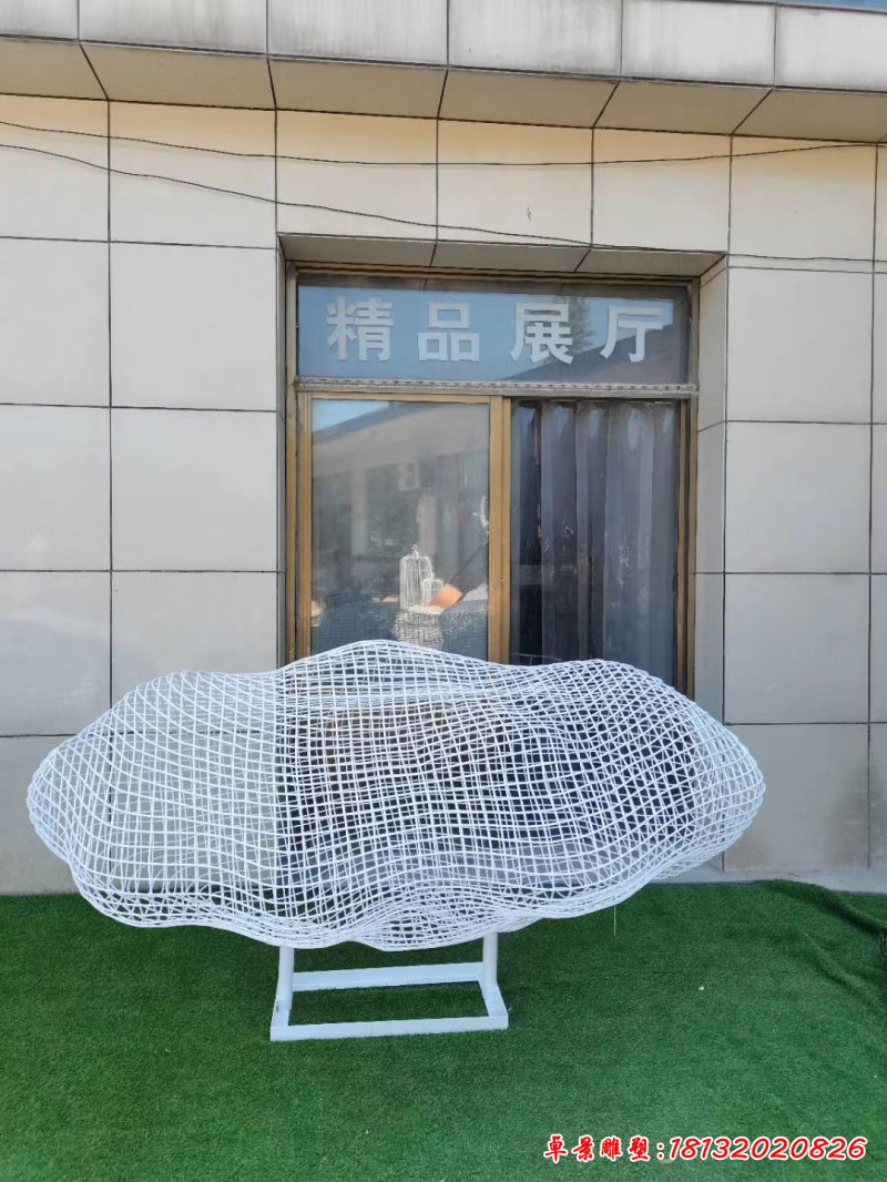 不锈钢镂空云朵雕塑 (2)