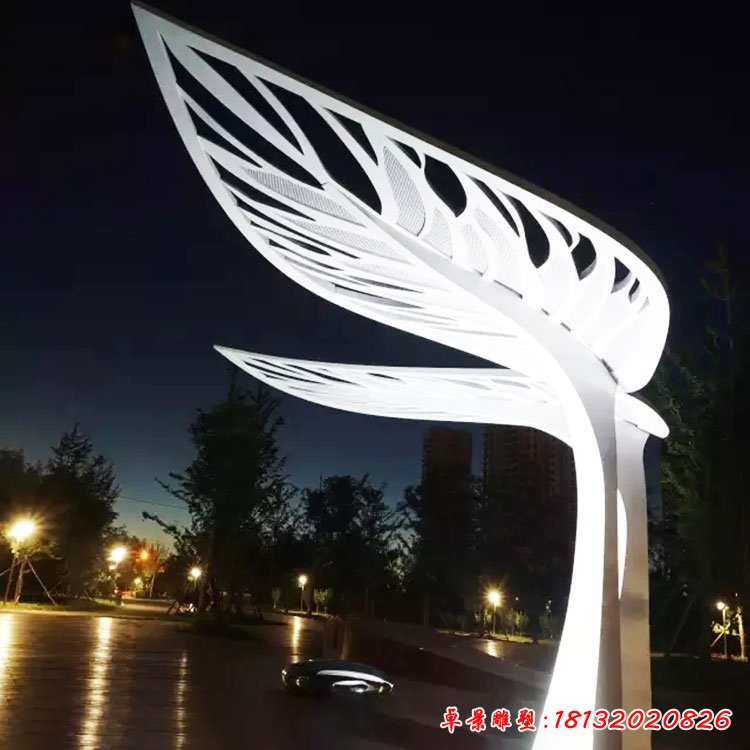 不锈钢镂空树叶造型雕塑