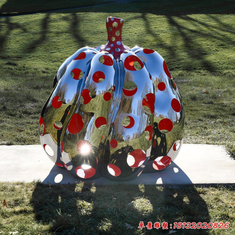 不锈钢南瓜镜面雕塑