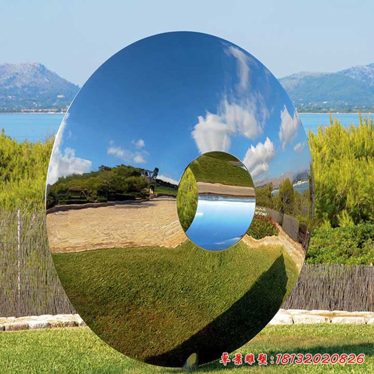 不锈钢光盘镜面雕塑