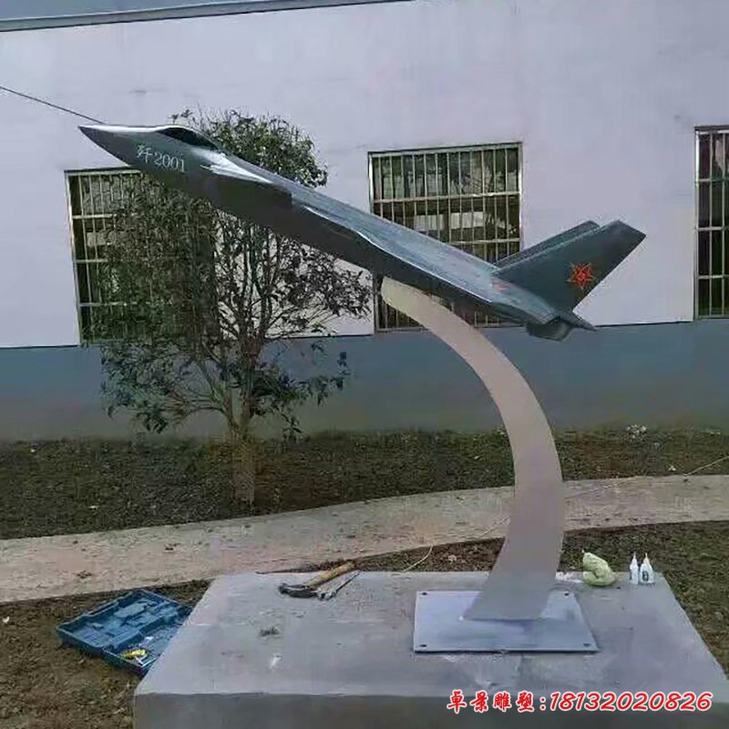 不锈钢飞机造型雕塑