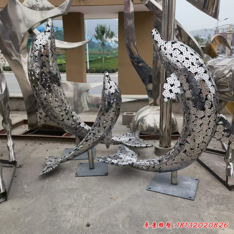 不锈钢镂空海豚雕塑_副本