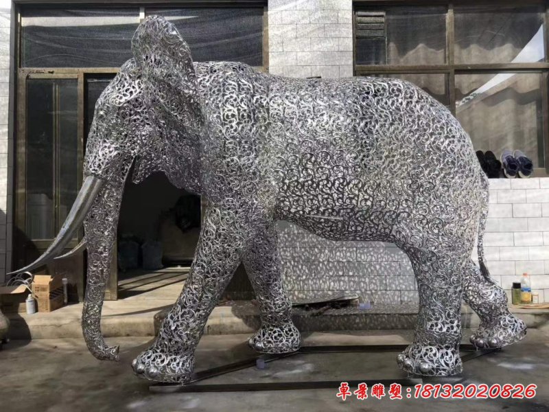 不锈钢大型镂空大象