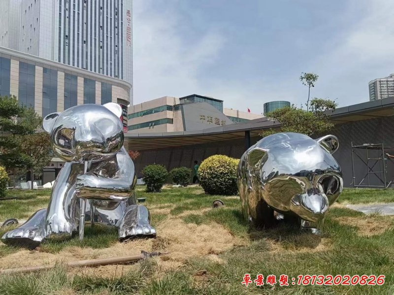 不锈钢镜面熊雕塑 (2)