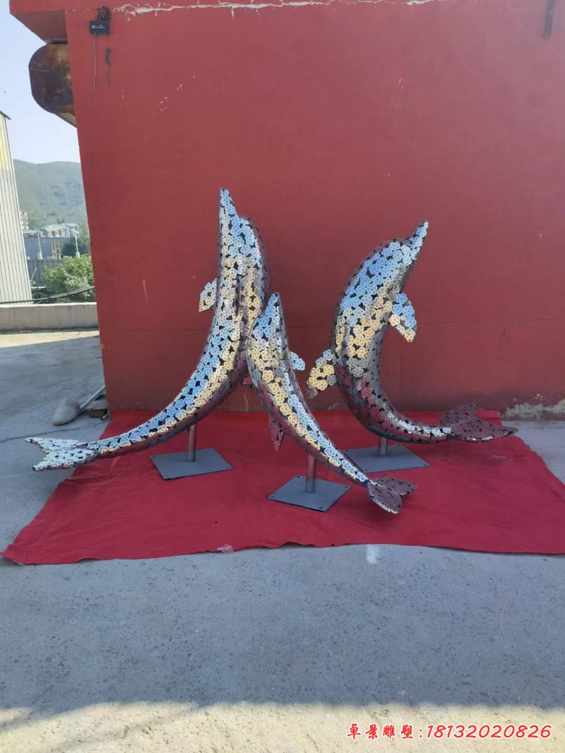 不锈钢镂空海豚雕塑 (2)