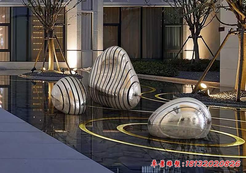不锈钢鹅卵石景观雕塑