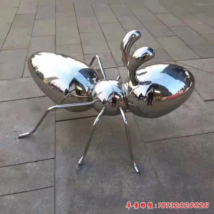 不锈钢镜面蚂蚁动物雕塑