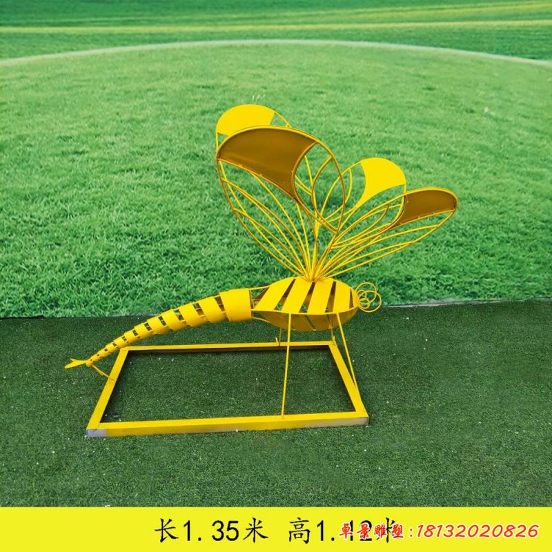 不锈钢彩色蜻蜓雕塑
