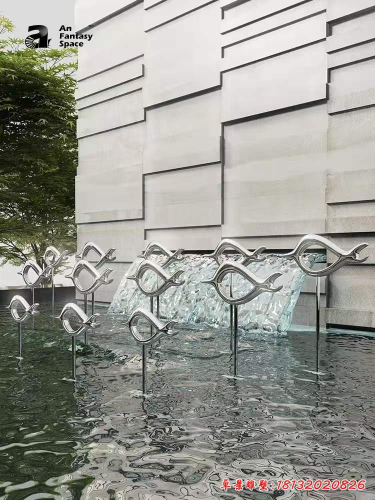 不锈钢抽象鱼雕塑 (4)