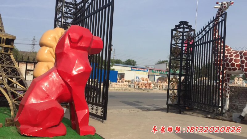 不锈钢几何抽象狗雕塑