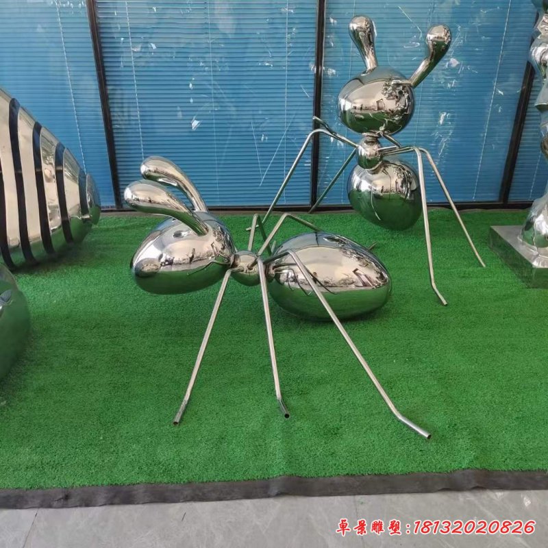 不锈钢镜面蚂蚁雕塑 (6)