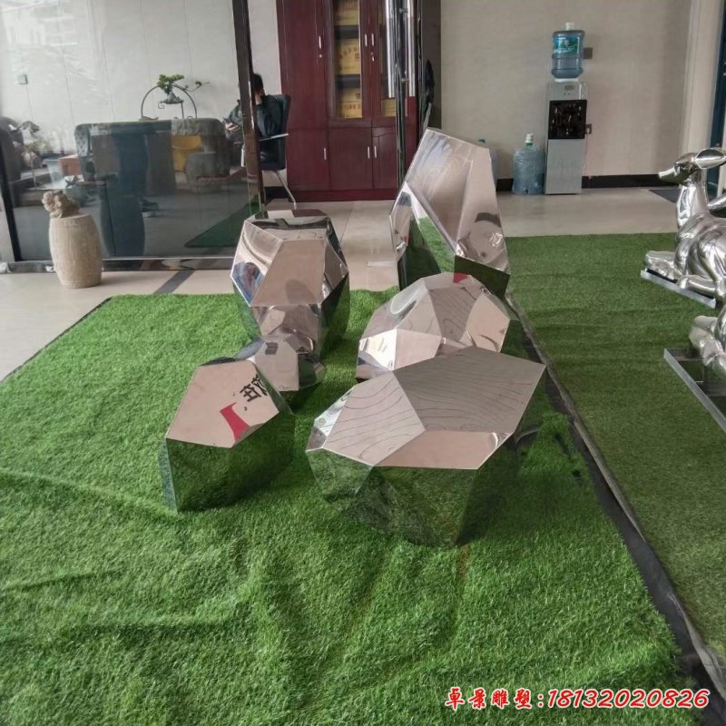 不锈钢几何抽象石块_副本