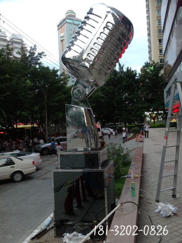 华佗不锈钢麦克风,话筒不锈钢雕塑